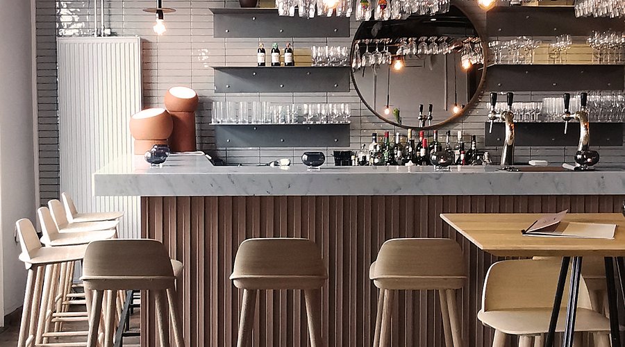 CHEV Bar & Kitchen